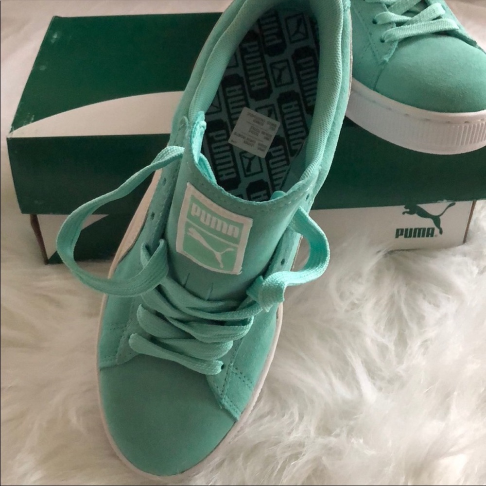 🆕 Suede PUMA classics - New (never worn)